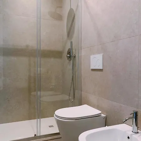 Oda ve Kahvaltı Foscolo 9 - Breakfast Como