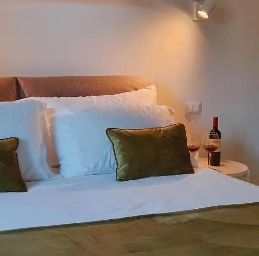 Foscolo 9 - Breakfast Bed and Breakfast